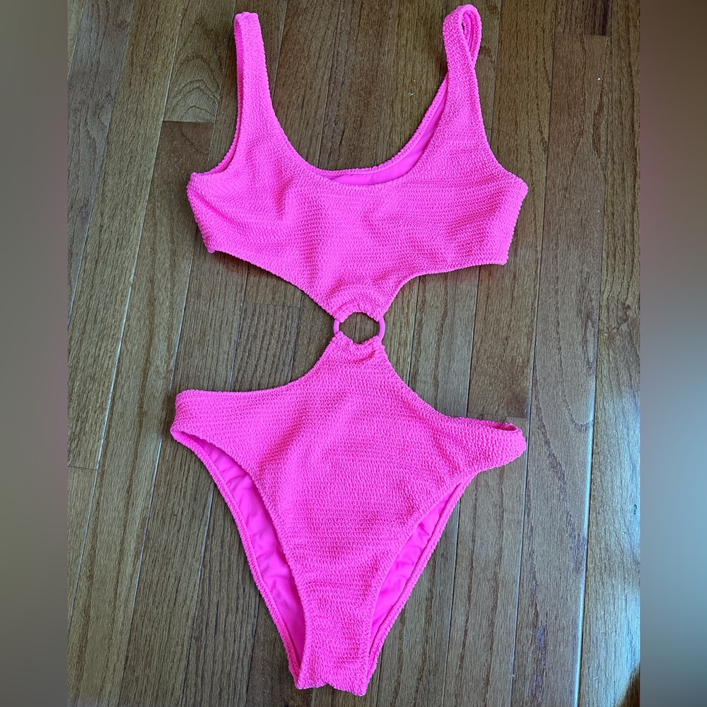 PACSUN LA HEARTS PINK RIBBED CUTOUT ONE PIECE